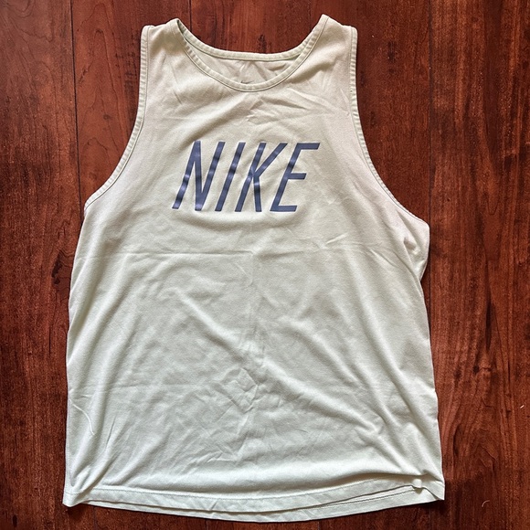 Nike Dri-Fit Mint tank top - Picture 1 of 4